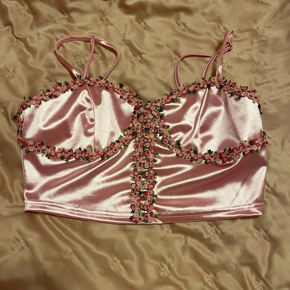 Pink Crop top with flowers